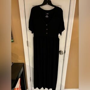 (NWT) Black Maternity Dress